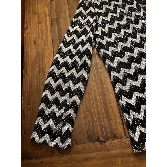 Alex Evenings Zigzag Black and White Blouse Set - Picture 13 of 16